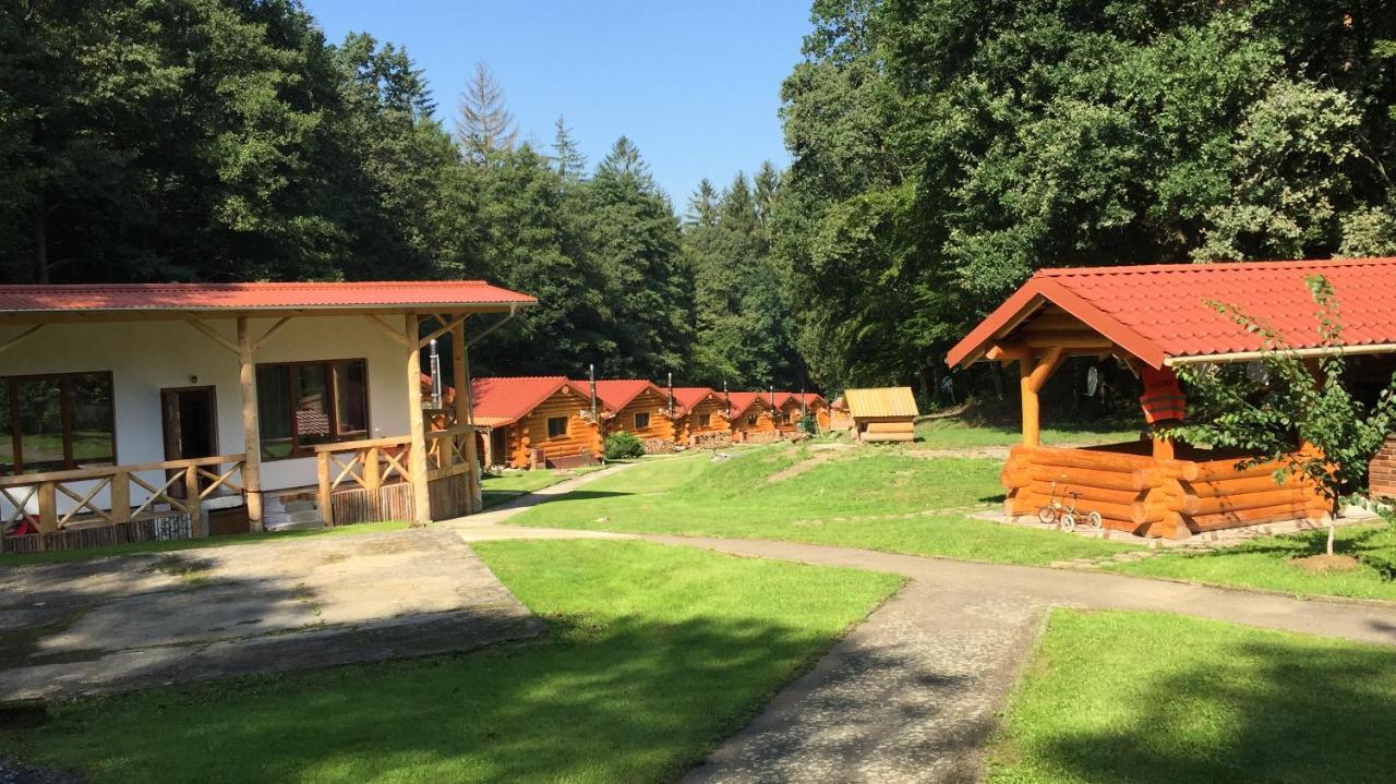 Hotel Dum A Dum Zivohost Esterno foto