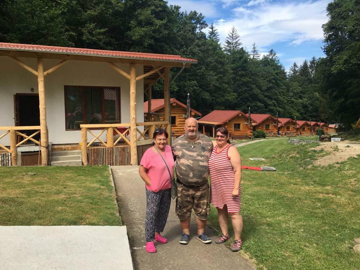 Hotel Dum A Dum Zivohost Esterno foto